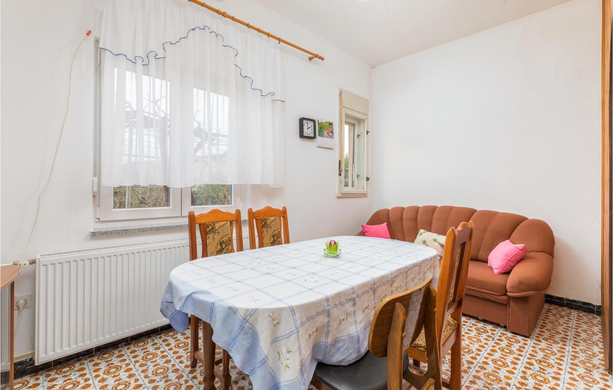 Lovely Apartment In Fazana With Kitchen 外观 照片