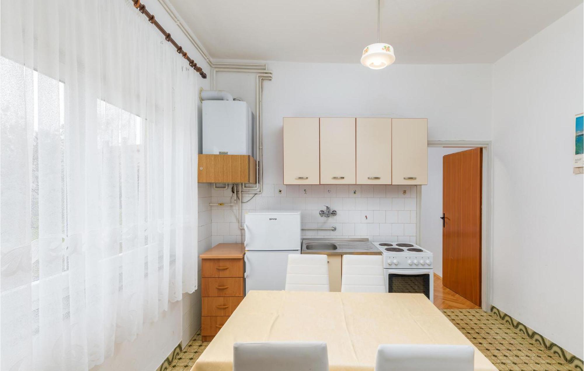 Lovely Apartment In Fazana With Kitchen 外观 照片